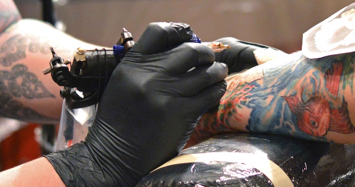 AMMEX Black Medical Nitrile Exam Latex Free Disposable Gloves (Case of 1000) - Image 2